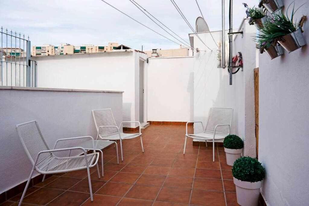 Letsmalaga - Lovely Studio In Malaga Centre Bagian luar foto