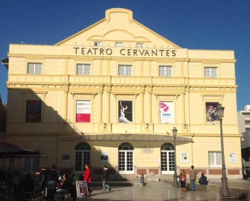 Letsmalaga - Lovely Studio In Malaga Centre Bagian luar foto