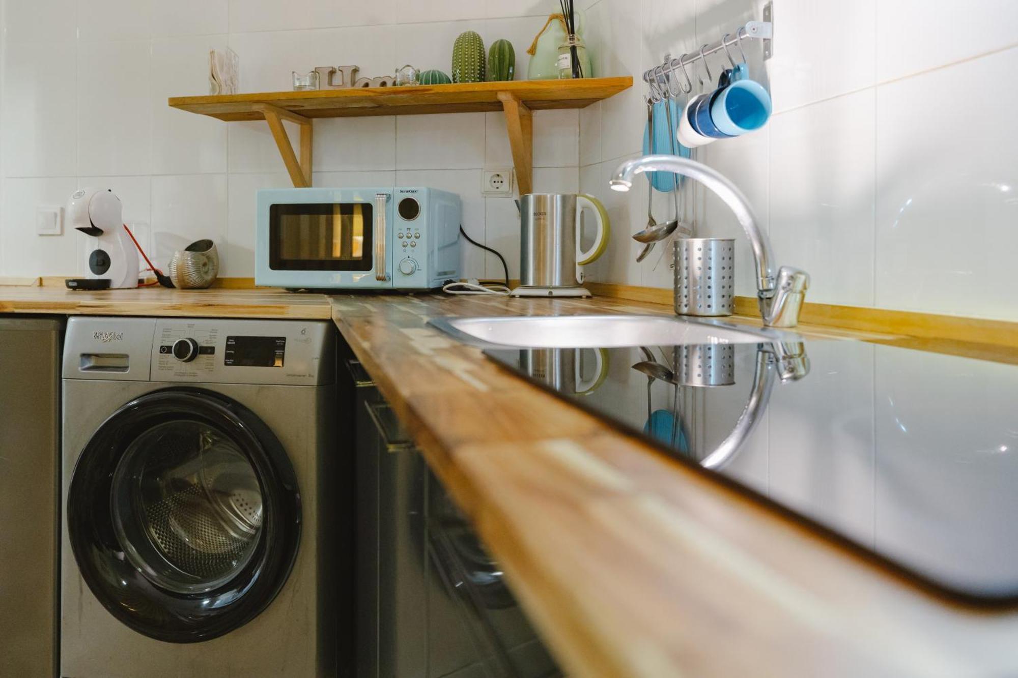 Letsmalaga - Lovely Studio In Malaga Centre Bagian luar foto