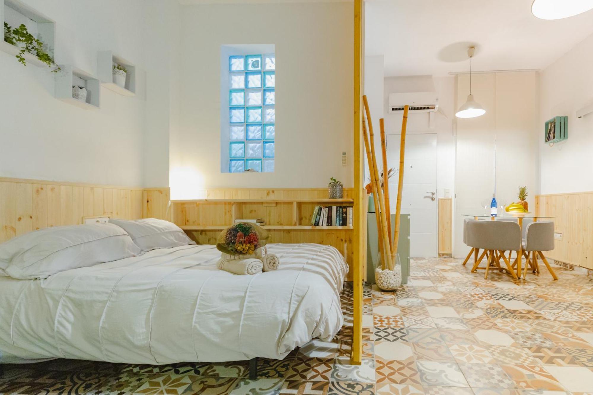Letsmalaga - Lovely Studio In Malaga Centre Bagian luar foto