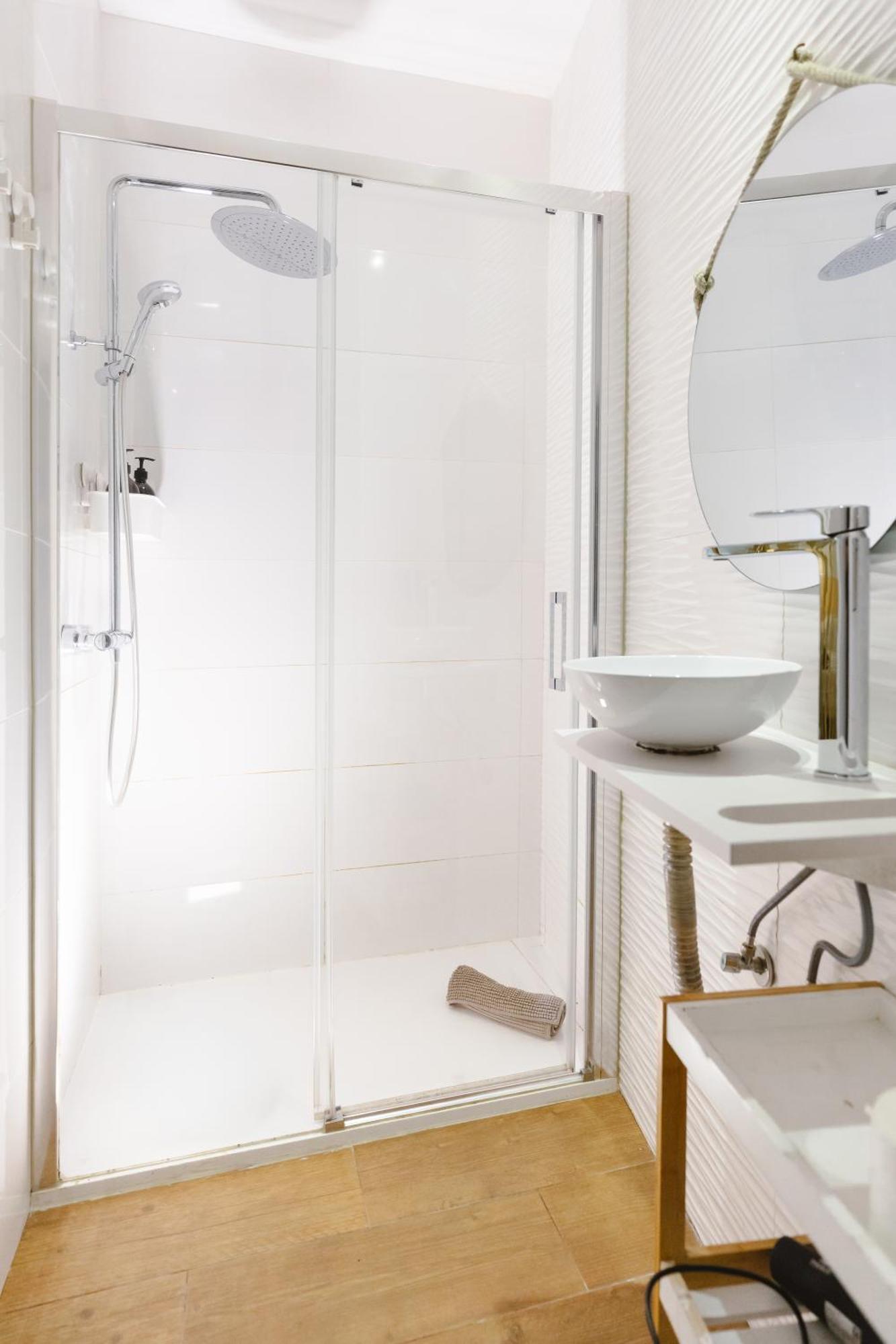 Letsmalaga - Lovely Studio In Malaga Centre Bagian luar foto