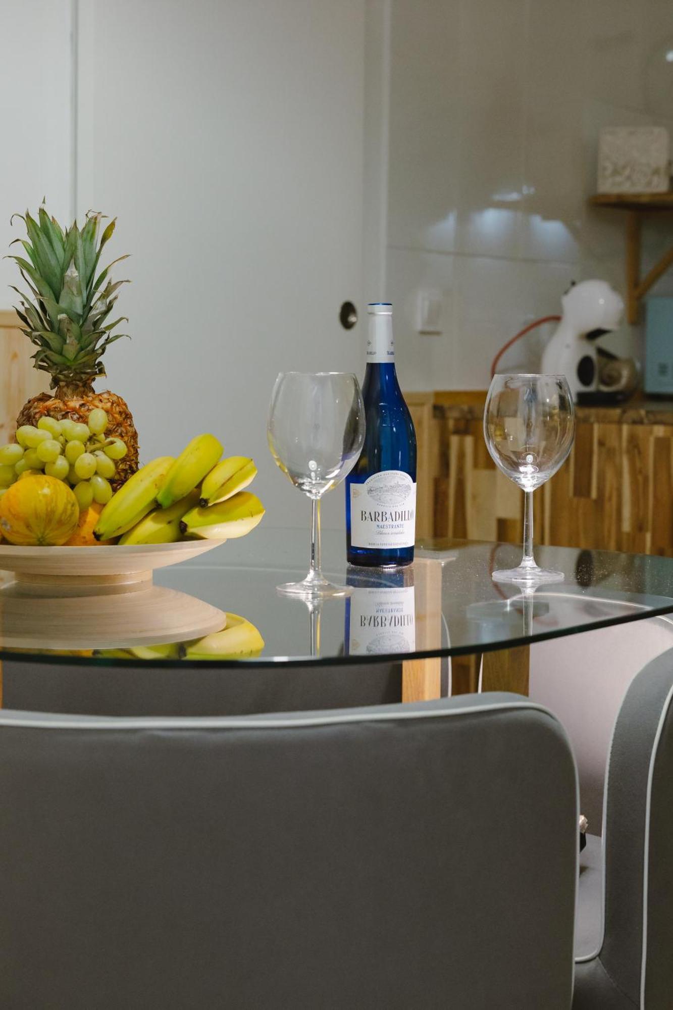 Letsmalaga - Lovely Studio In Malaga Centre Bagian luar foto